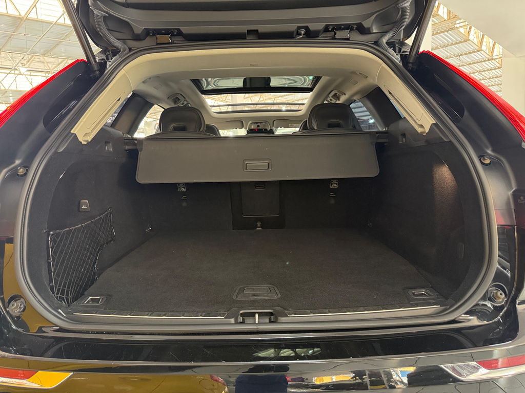 Volvo XC60 Preto