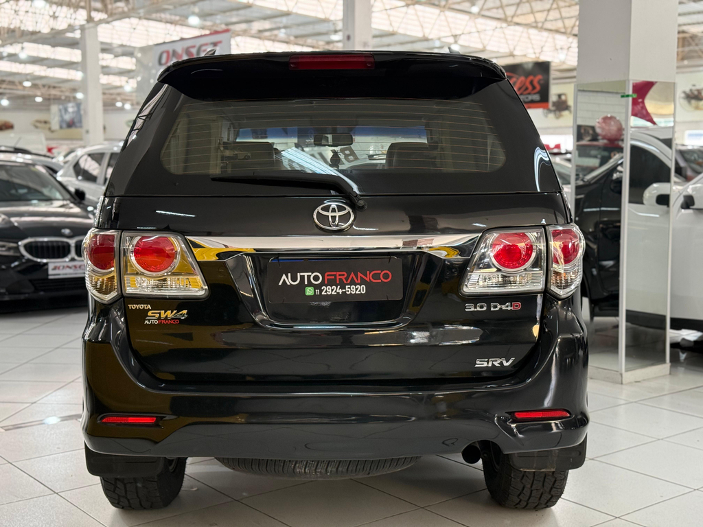 Toyota SW4 Preto