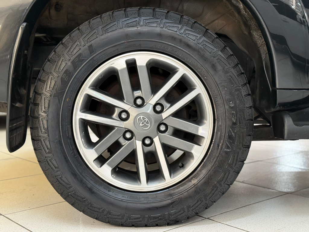 Toyota SW4 Preto