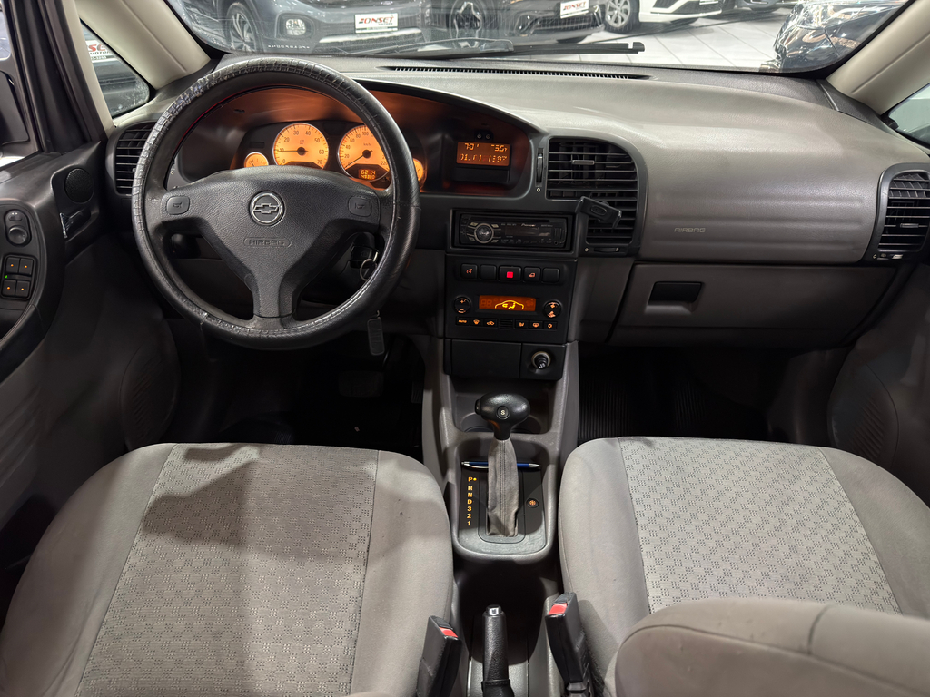 Chevrolet Zafira Prata