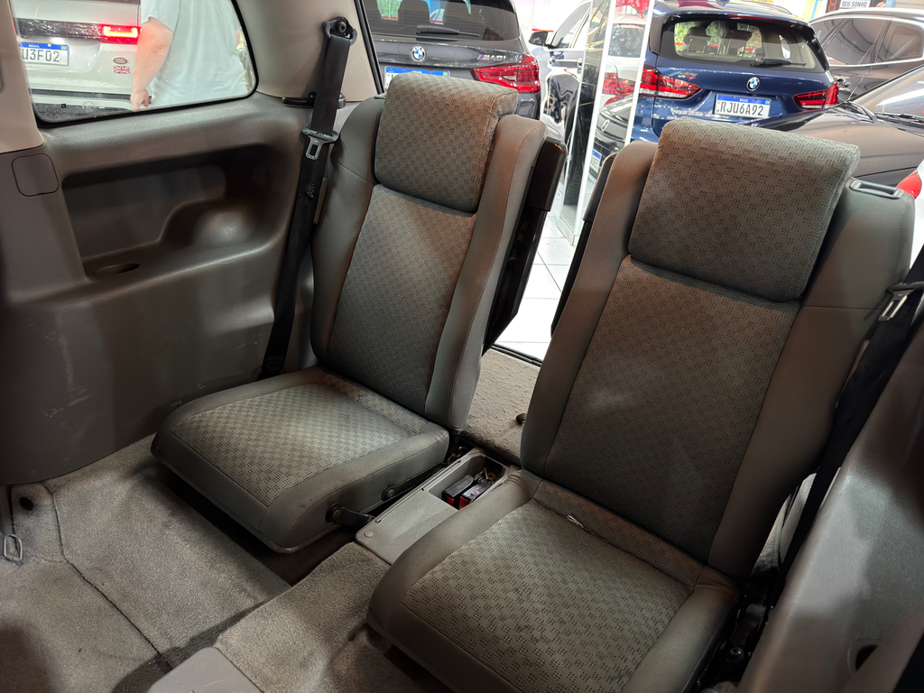 Chevrolet Zafira Prata