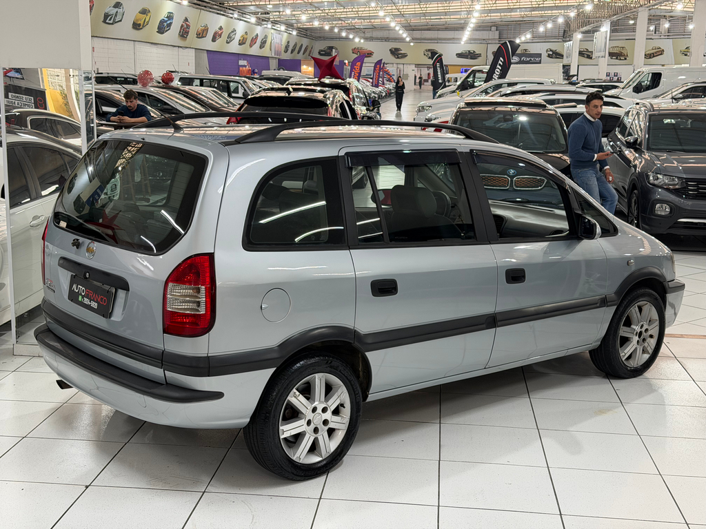 Chevrolet Zafira Prata