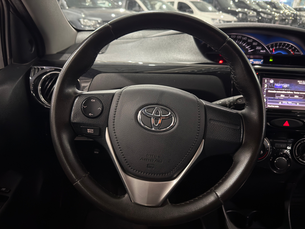 Toyota ETIOS Prata