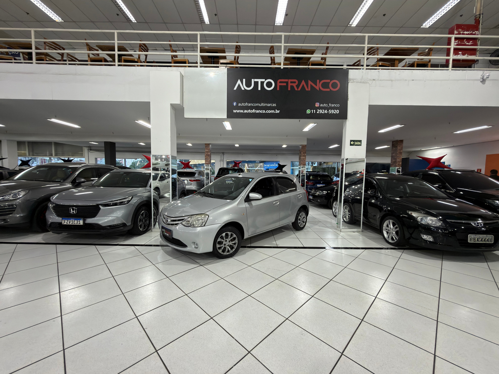 Toyota ETIOS Prata