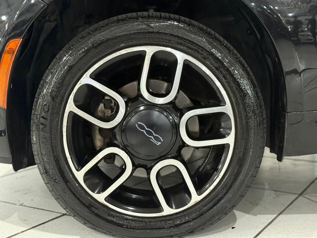 Fiat 500 Preto