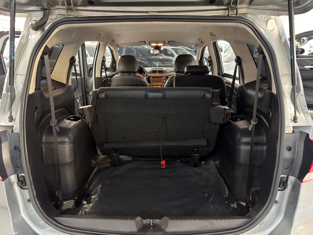 Chevrolet Spin Prata