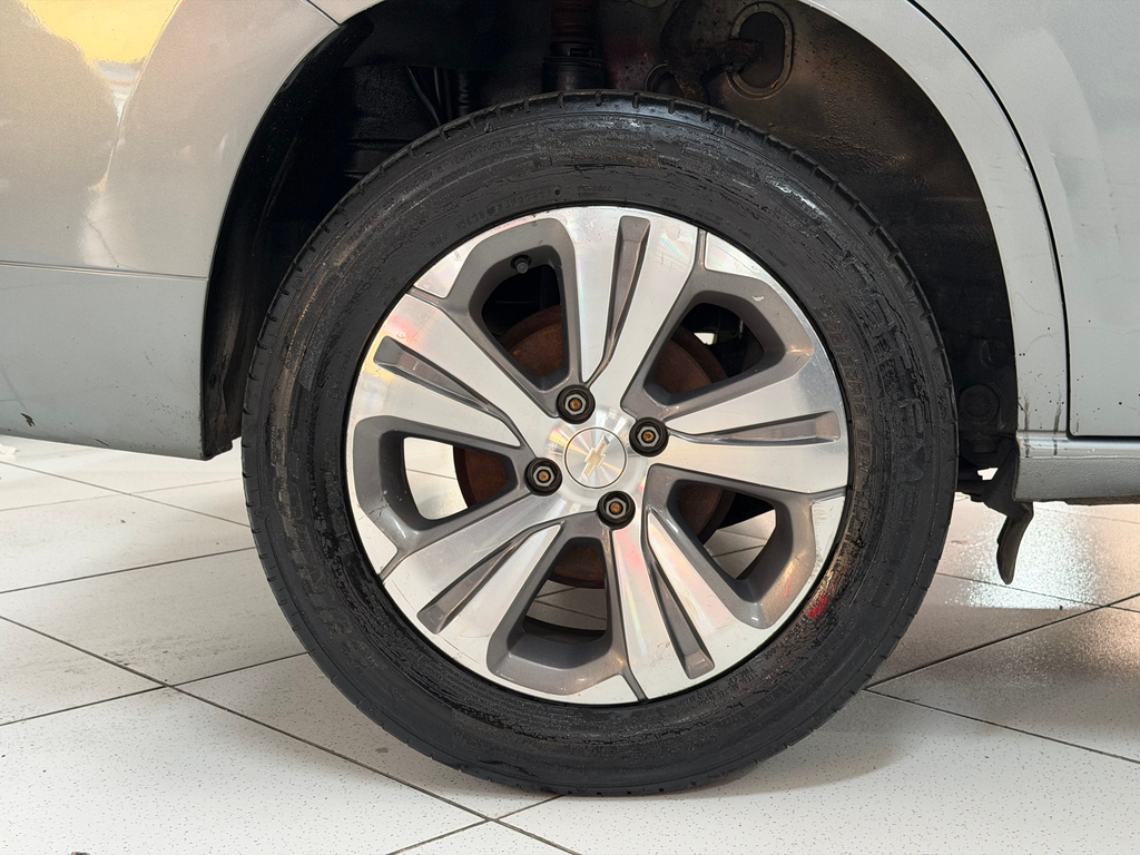 Chevrolet Spin Prata