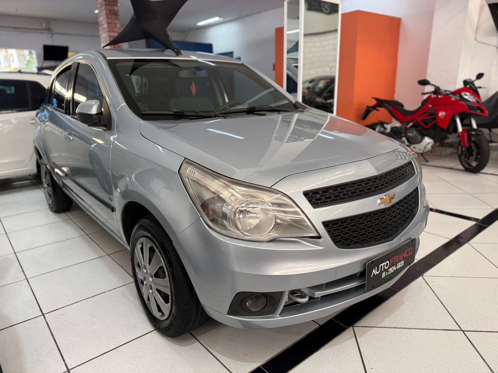 Chevrolet Agile Prata