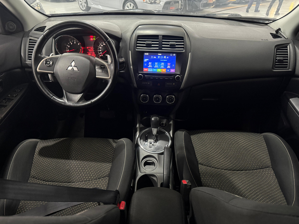 Mitsubishi ASX Preto