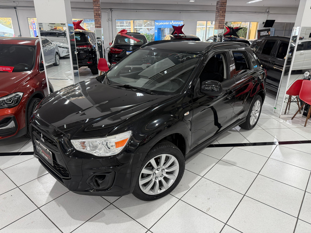 Mitsubishi ASX Preto
