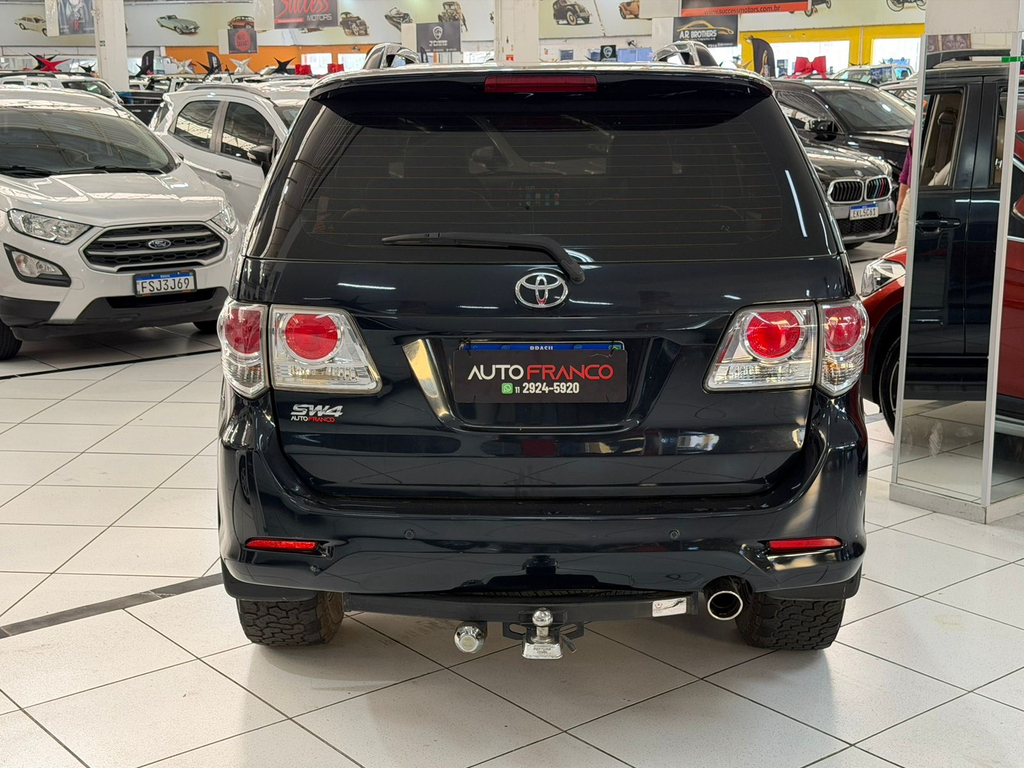 Toyota SW4 Preto