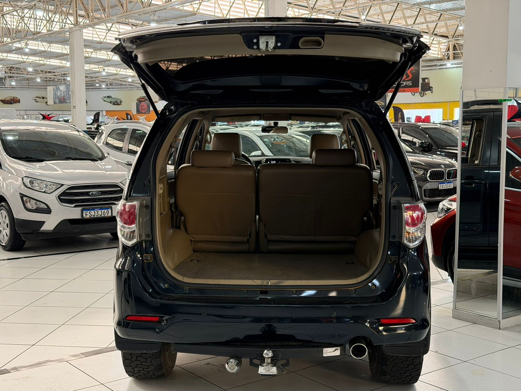 Toyota SW4 Preto