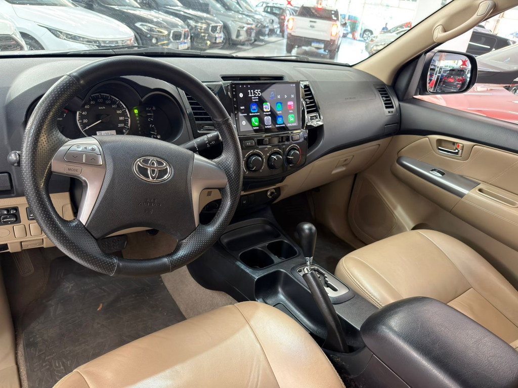 Toyota SW4 Preto