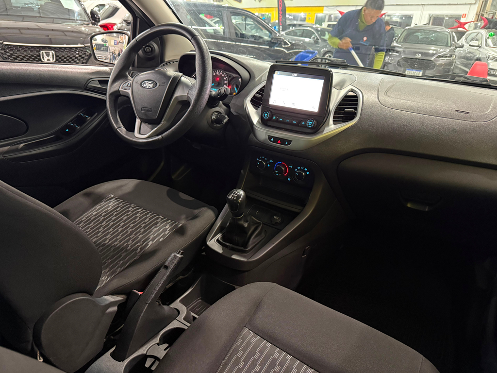Ford Ka Branco