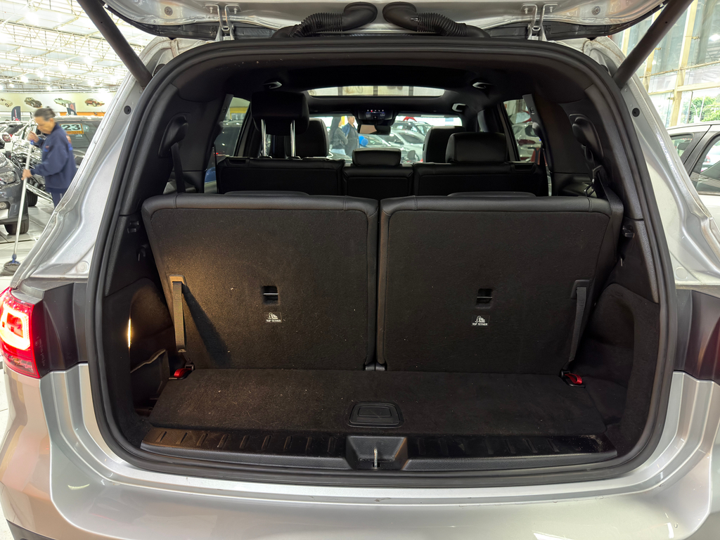 Mercedes Benz GLB 200 Prata
