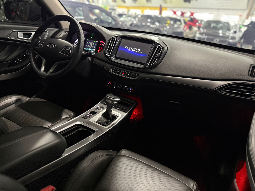 Chery Tiggo 7 Preto