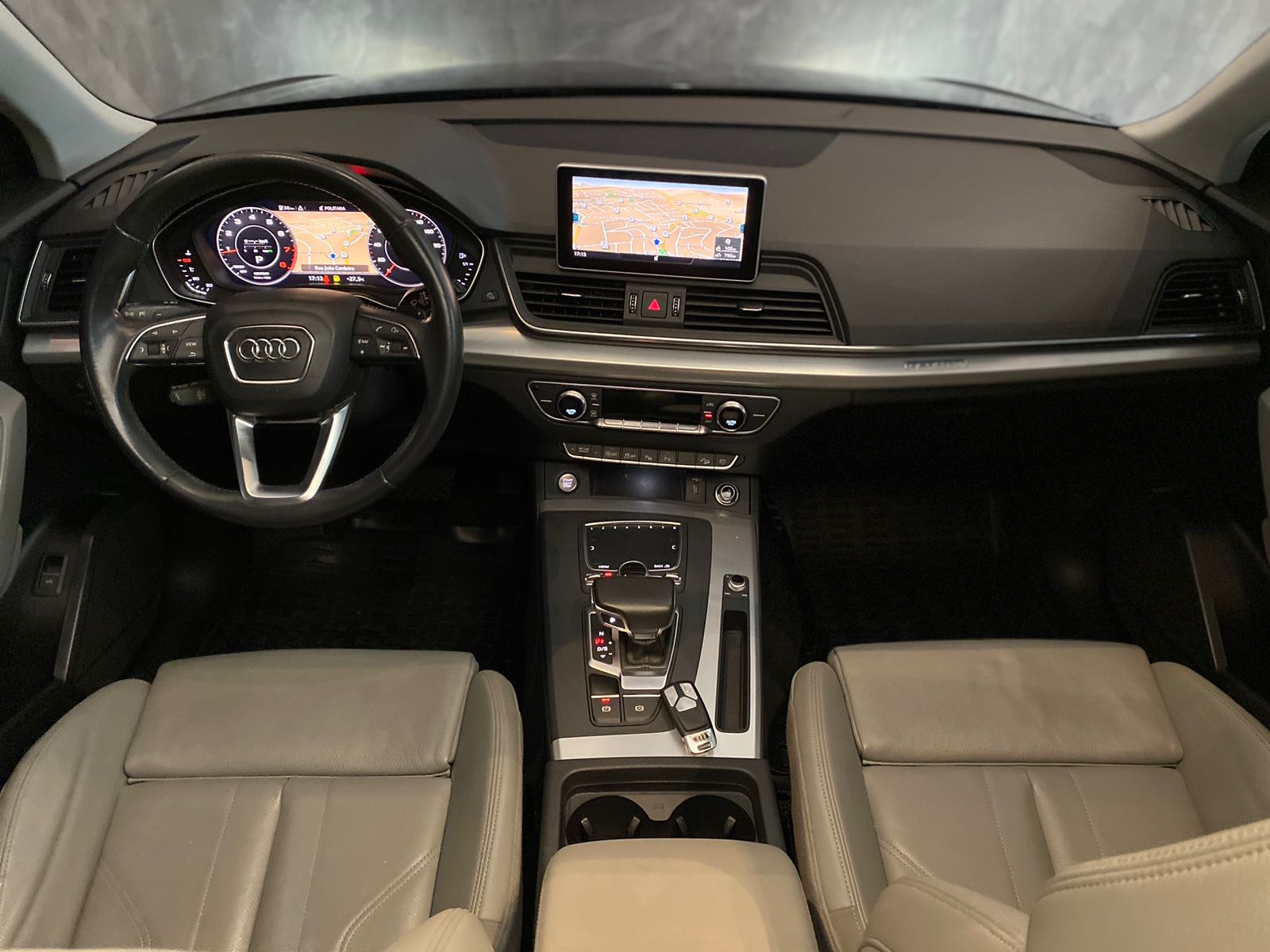Audi Q5 Preto
