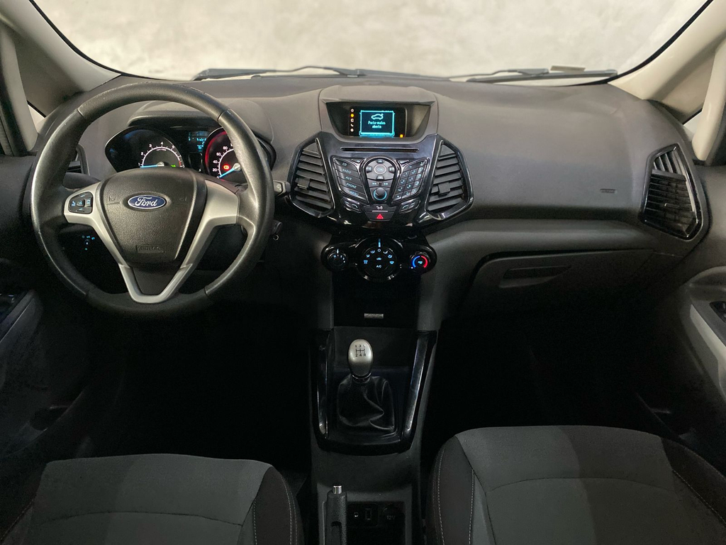 Ford EcoSport Preto