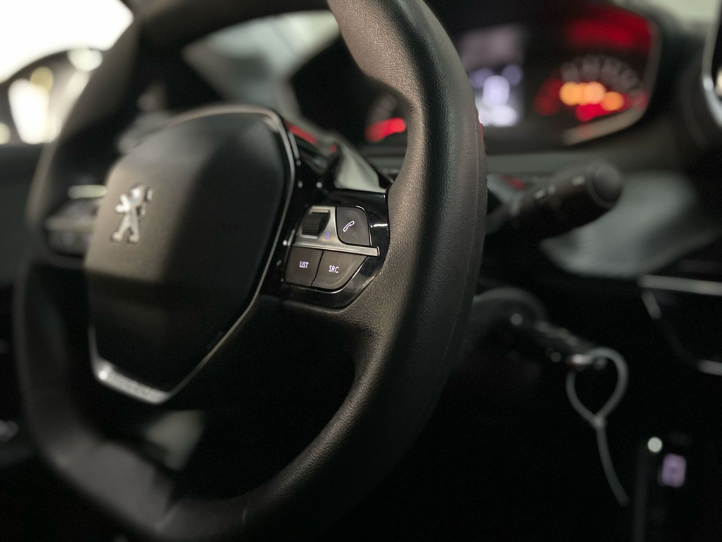 Peugeot 208 Branco