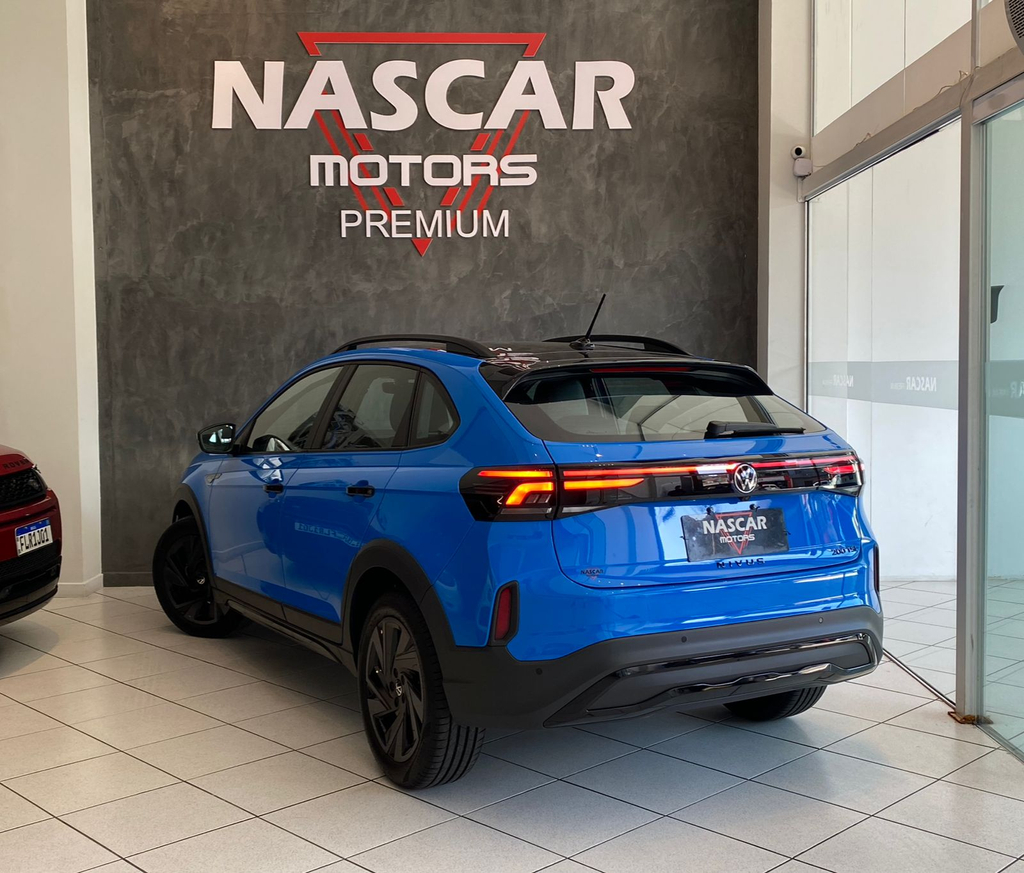 Volkswagen Nivus Azul