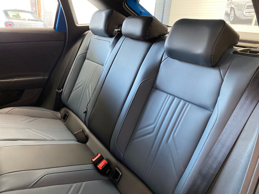 Volkswagen Nivus Azul