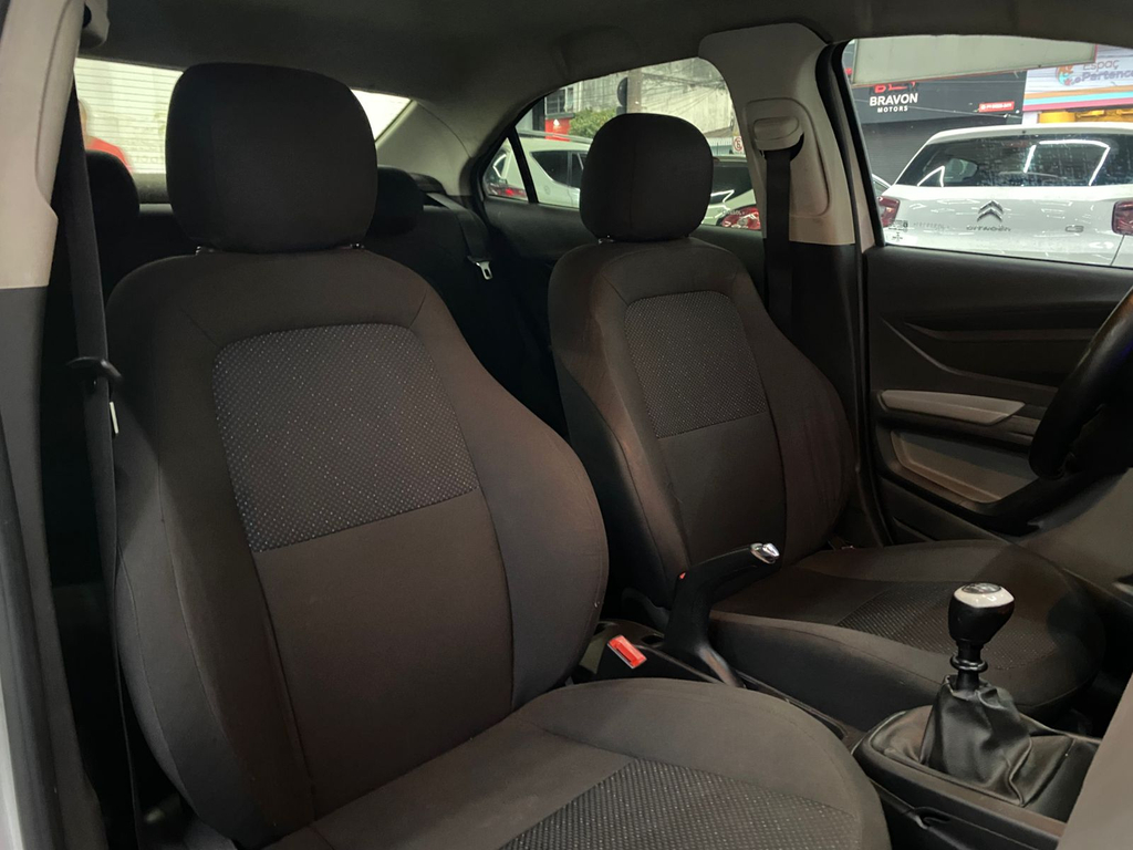 Chevrolet Prisma Prata