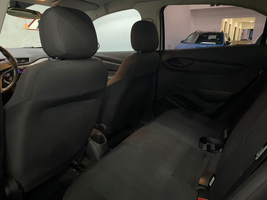Chevrolet Prisma Prata
