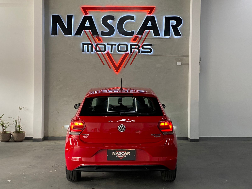 Volkswagen Polo Vermelho