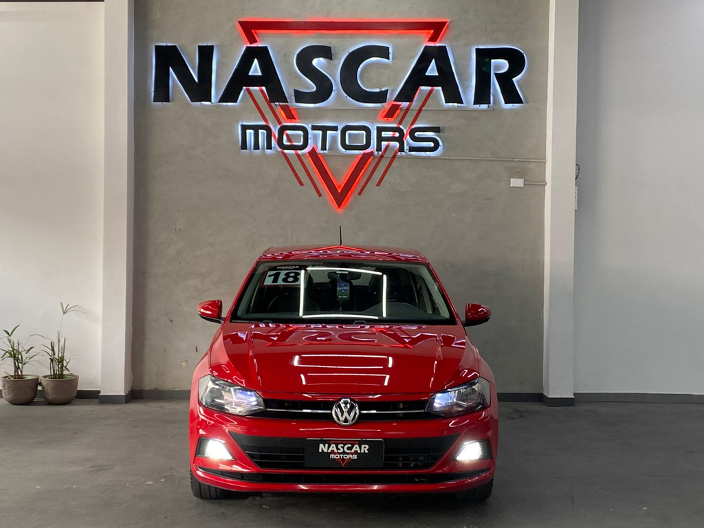 Volkswagen Polo Vermelho