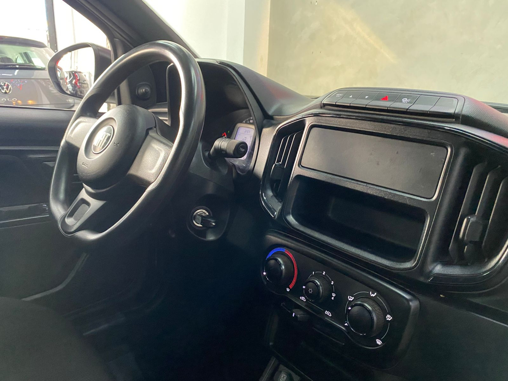 Fiat Strada Branco