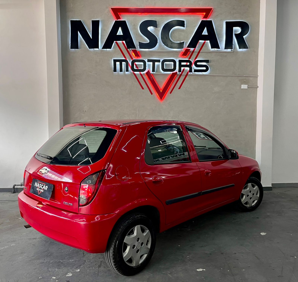 Chevrolet Celta Vermelho