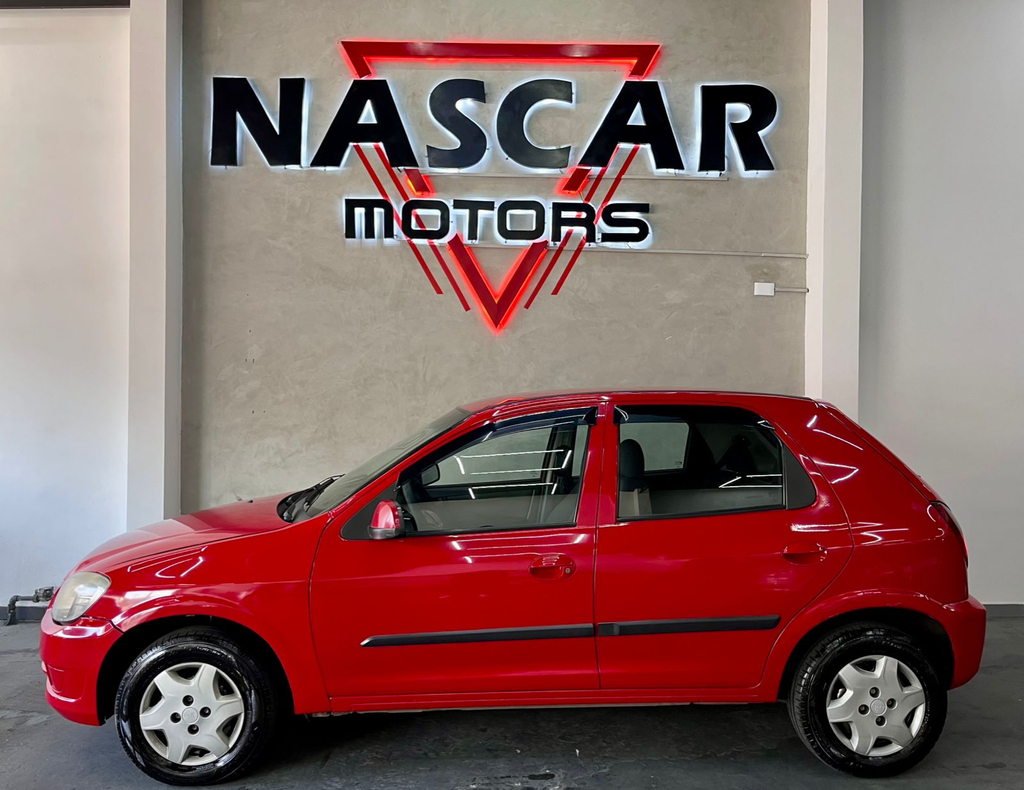 Chevrolet Celta Vermelho