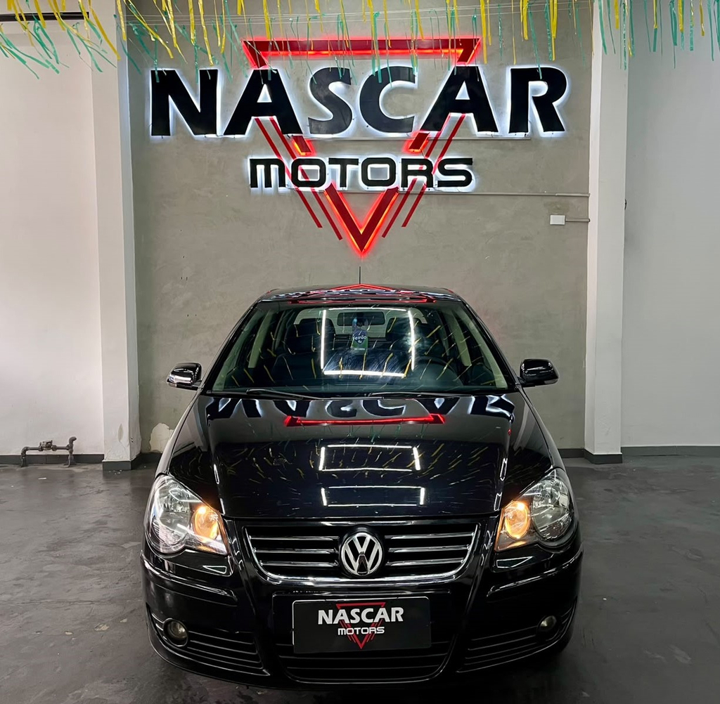 Volkswagen Polo Preto