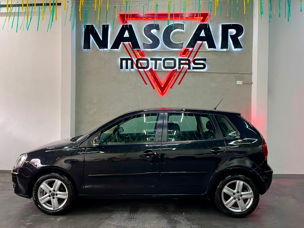 Volkswagen Polo Preto