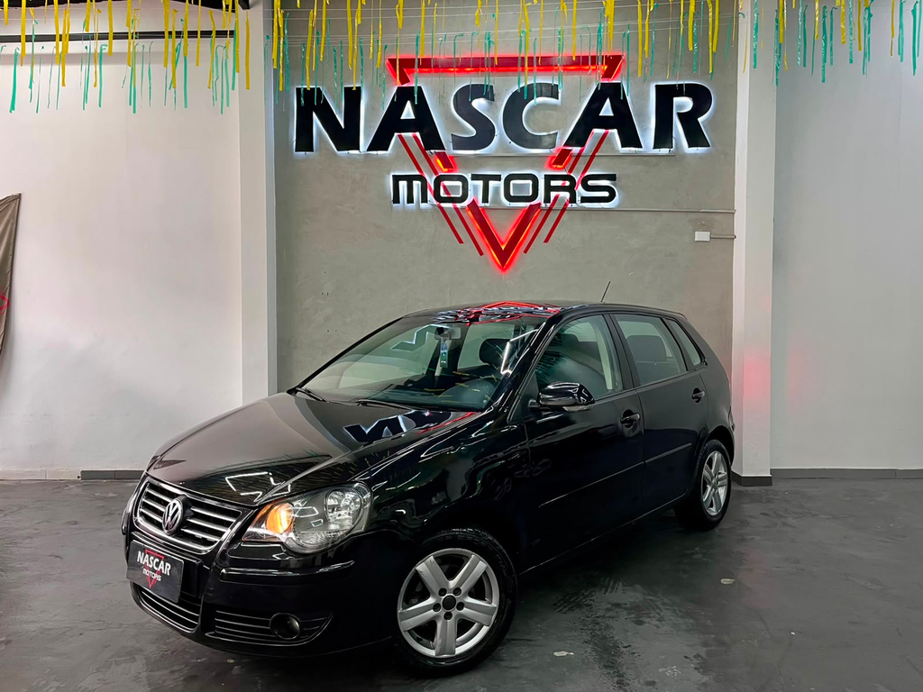 Volkswagen Polo Preto