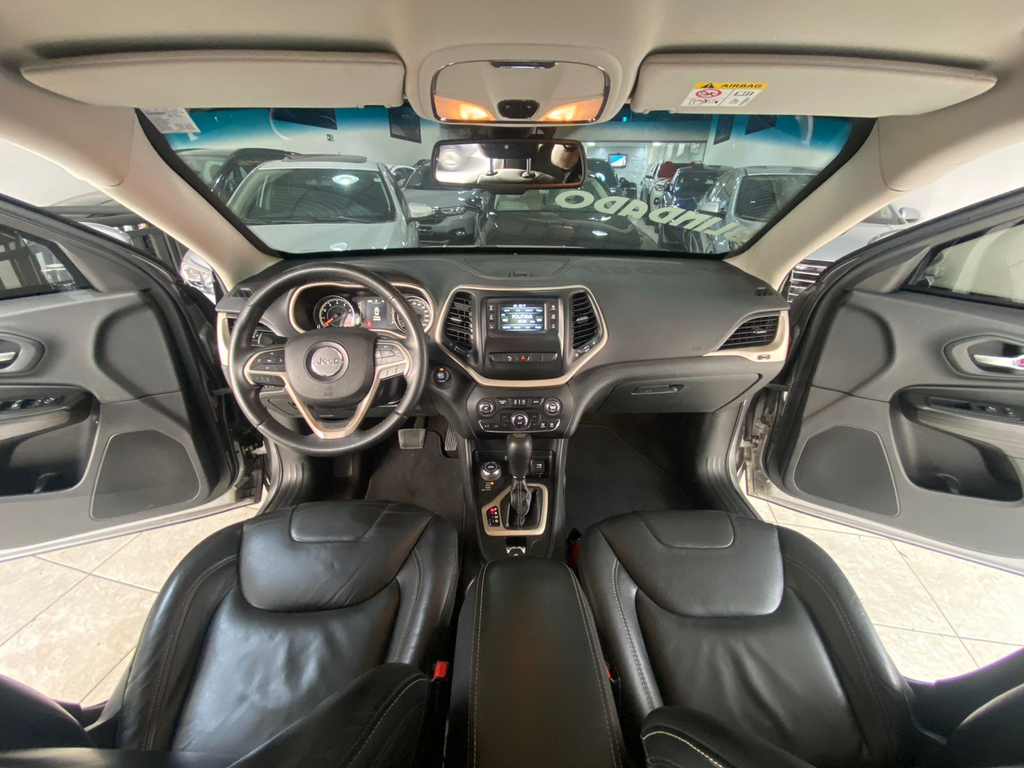 Jeep Cherokee Cinza