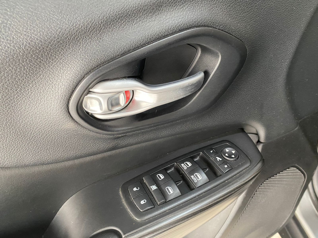 Jeep Cherokee Cinza