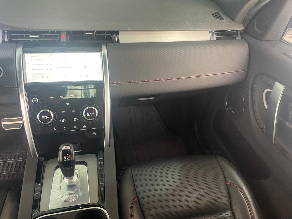 Land Rover Discovery Sport Preto