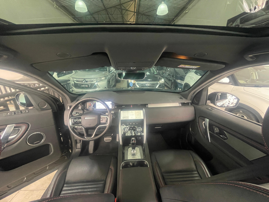 Land Rover Discovery Sport Preto