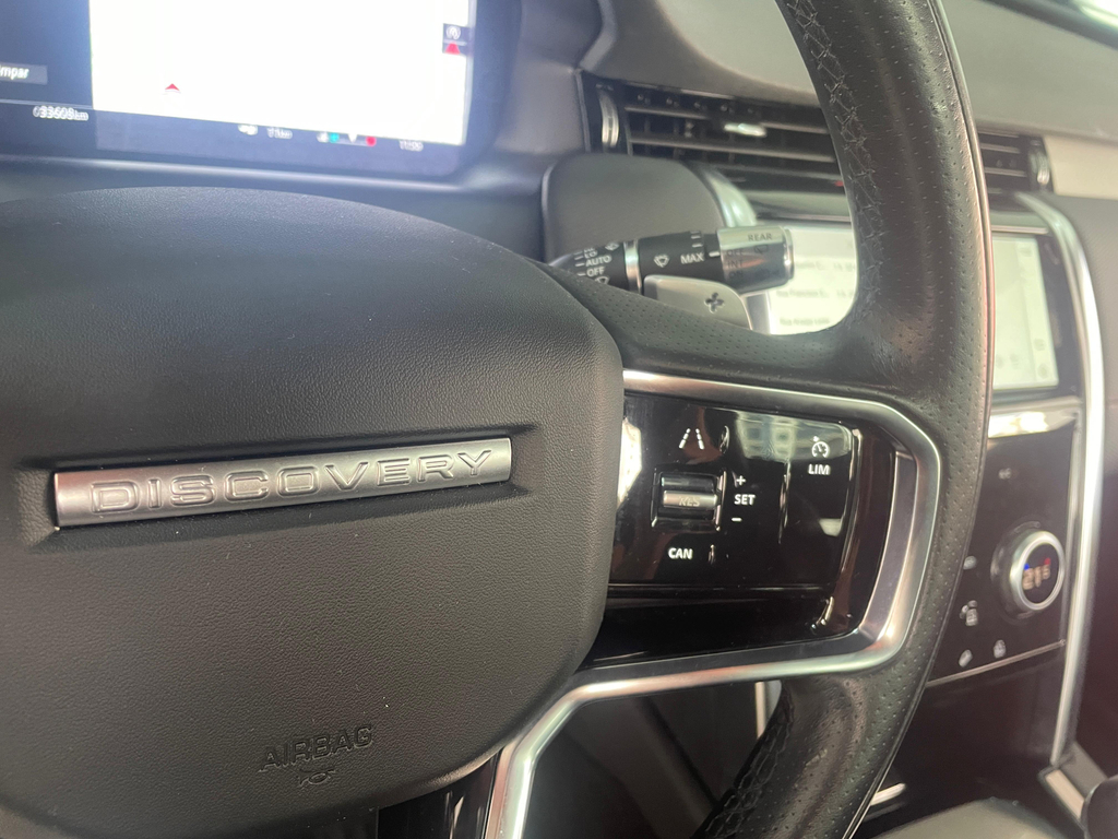 Land Rover Discovery Sport Preto