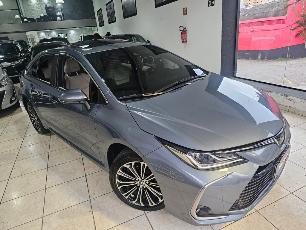 Toyota Corolla Cinza