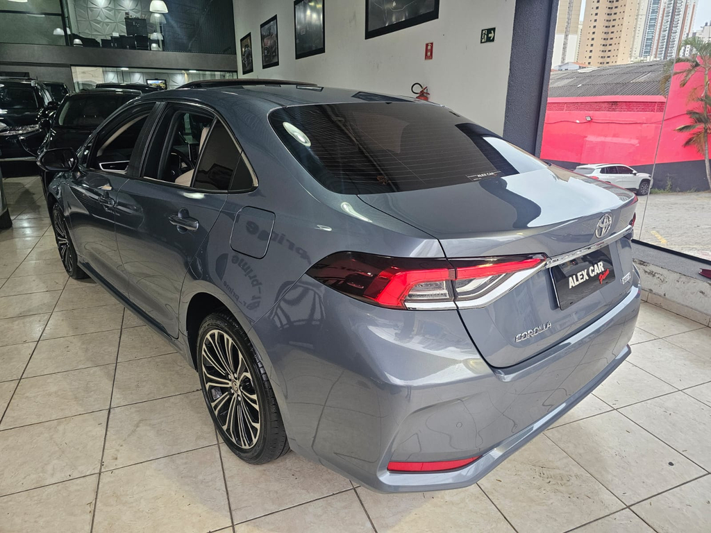 Toyota Corolla Cinza