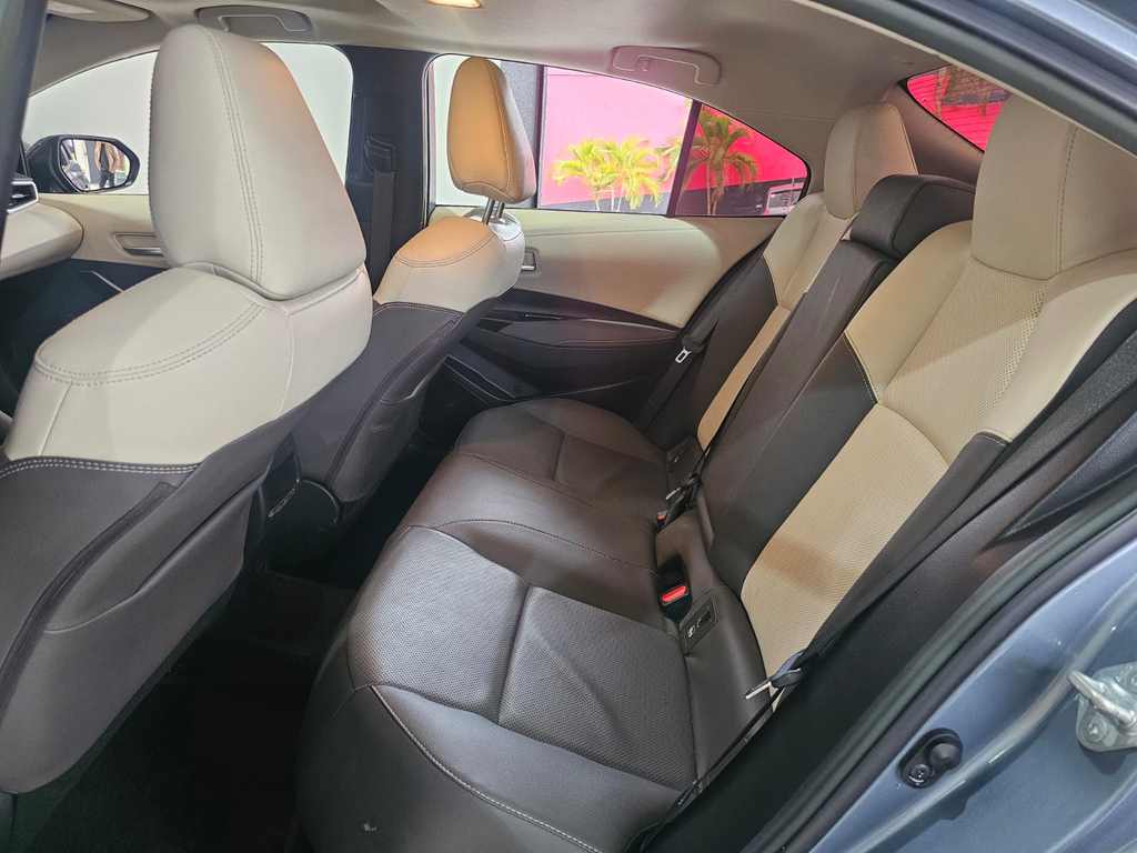 Toyota Corolla Cinza
