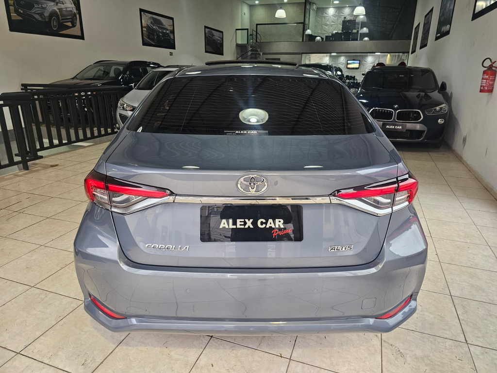 Toyota Corolla Cinza