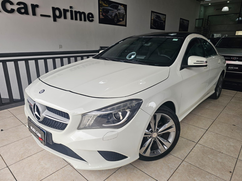 Mercedes Benz CLA-200 Branco