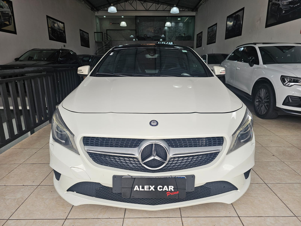 Mercedes Benz CLA-200 Branco