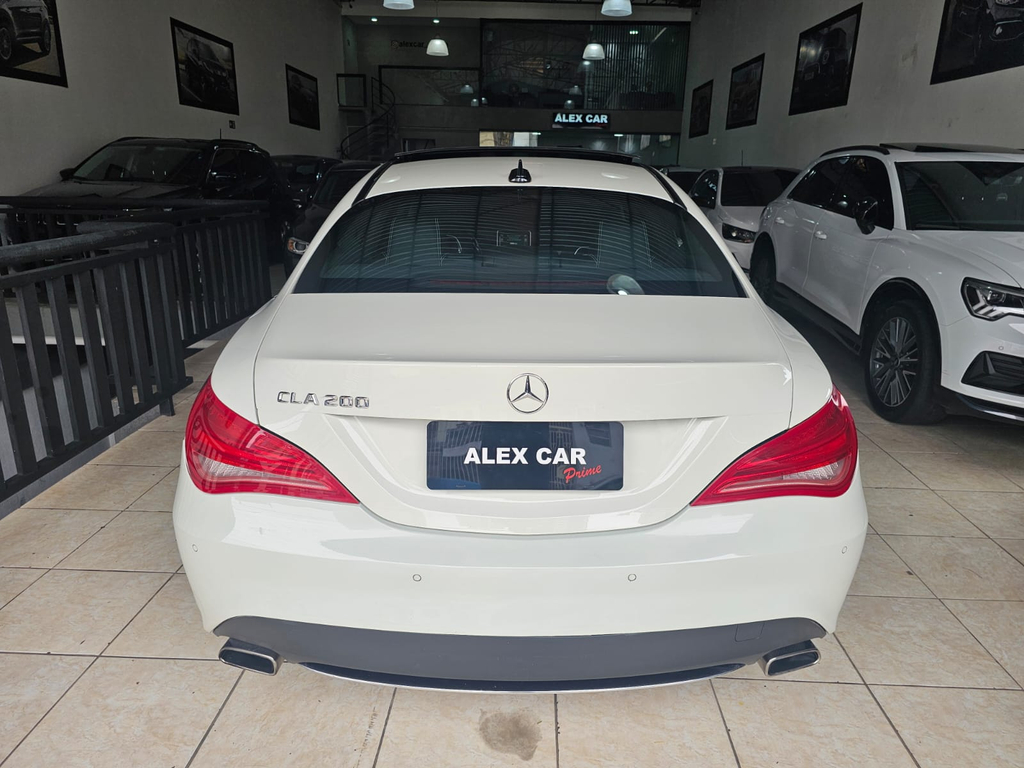 Mercedes Benz CLA-200 Branco