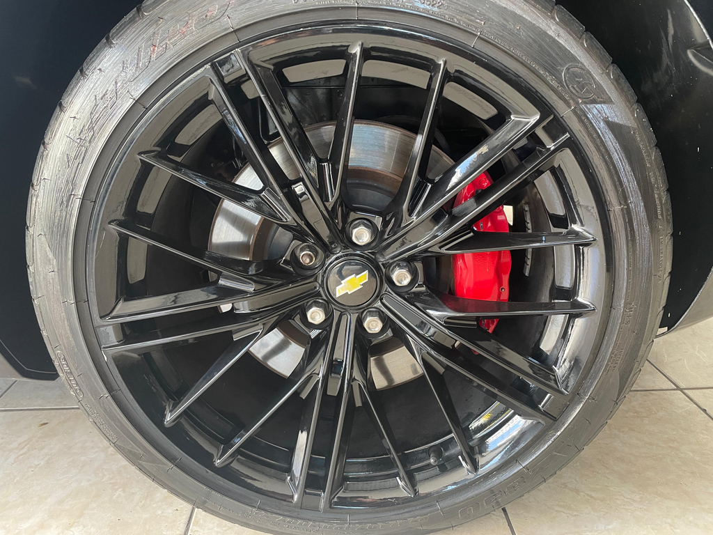 Chevrolet Camaro Preto