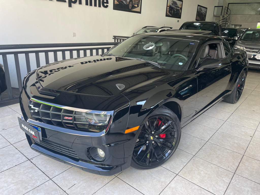 Chevrolet Camaro Preto