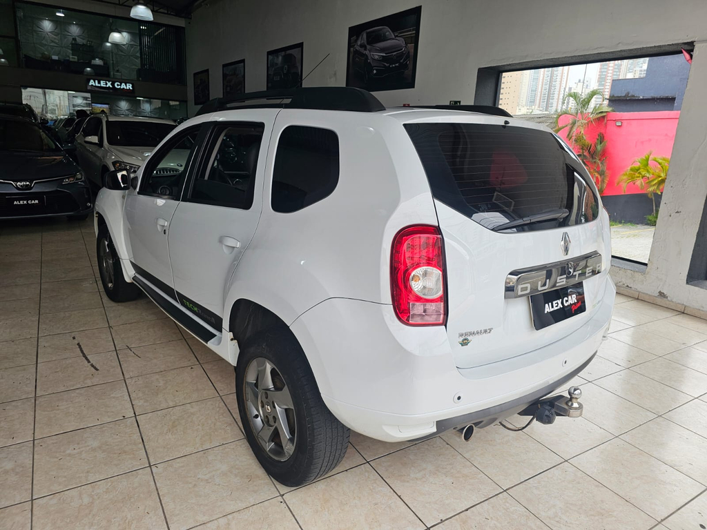 Renault Duster Branco